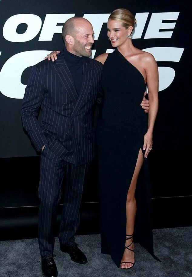 Стейтем джейсон и роузи. Джейсон стэтхэм и роузи. Стэтхэм и роузи. Стэтхэм и роузи. Джейсон стэтхэм и роузи хантингтон.