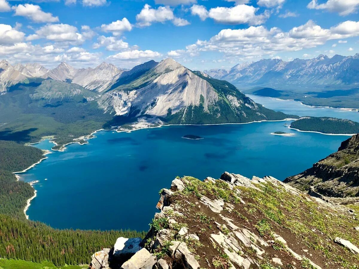 Северная америка больше россии. Верхнее (Lake Superior) — озеро. Озеро сьюпериор Канада. Озеро верхнее Канада. Озеро Супериор Канада.