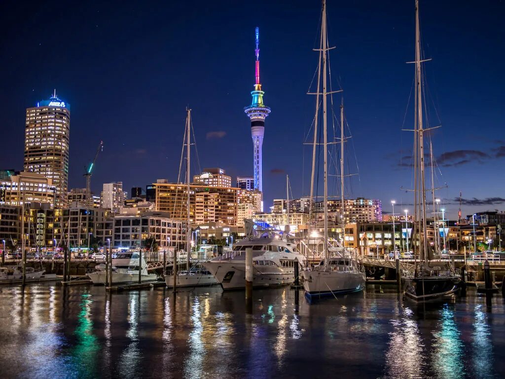 New zealand cities. Окленд новая Зеландия. Порт Окленд новая Зеландия. Новозеландия Окленд. Скай-Тауэр (Окленд).