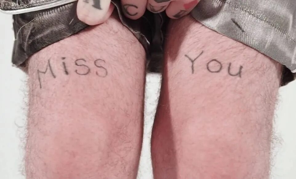 Пип стоп. Татуировки лил пипа на ногах. тату лил пип miss you. татуировки лил пипа на руках. lil peep татуировки на руках.