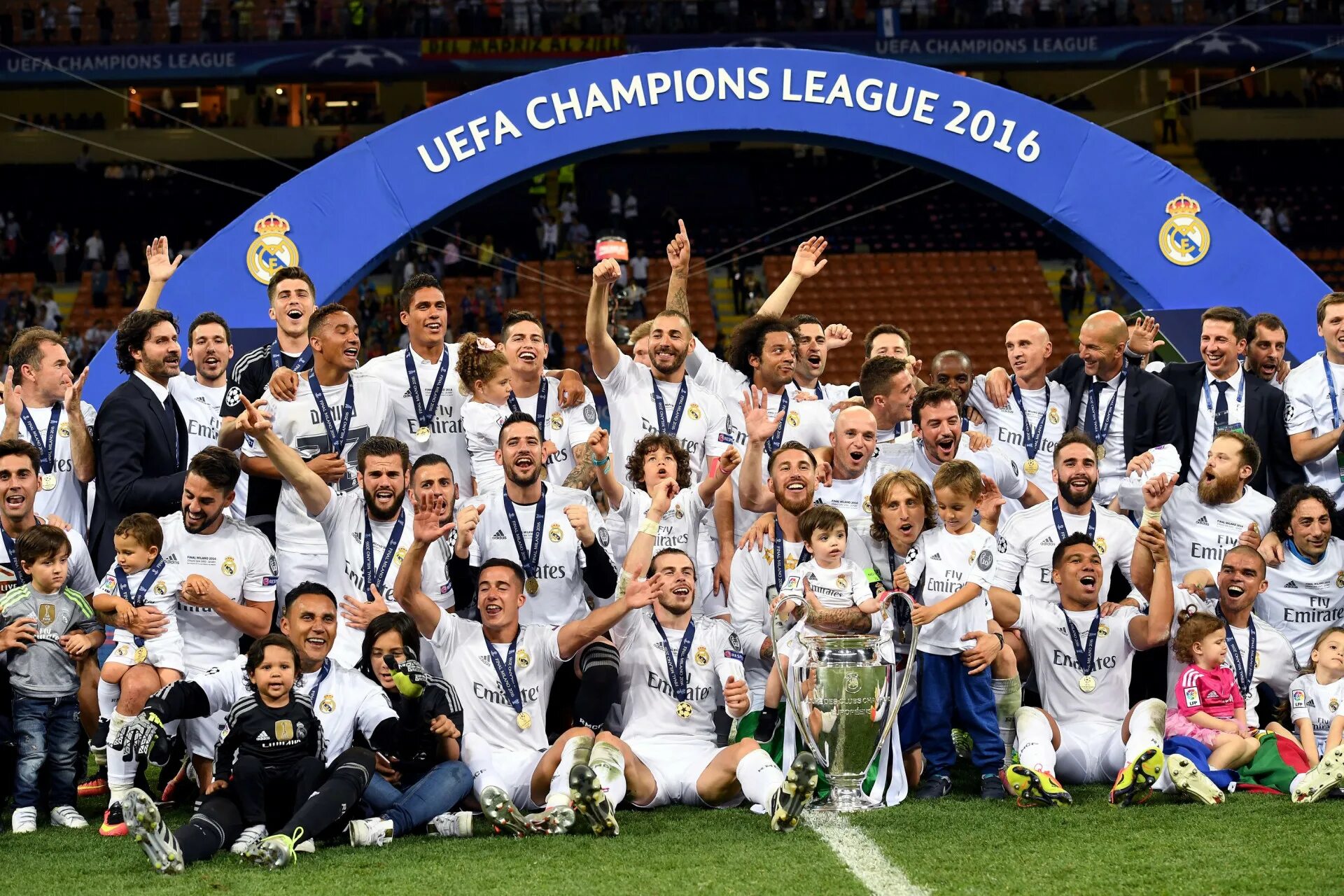 Реал Мадрид 2014 Champions League. Реал Мадрид Champions League. UEFA Champions 2016 2017 финал. Реал Мадрид 2015. Уефа реал