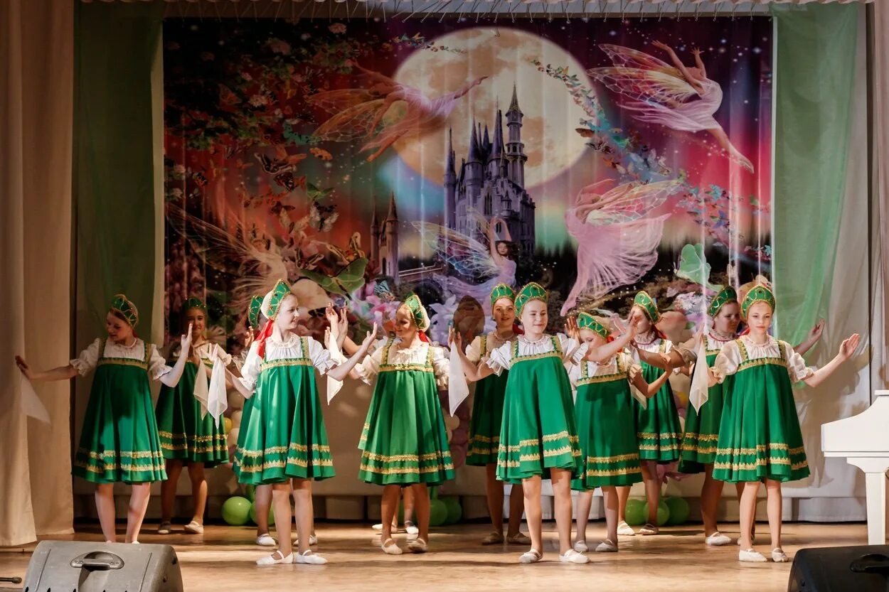 Дк выступление. Ядрин дк концерт. Оформление отчетного концерта. Концерт в дк. Дк выступление.