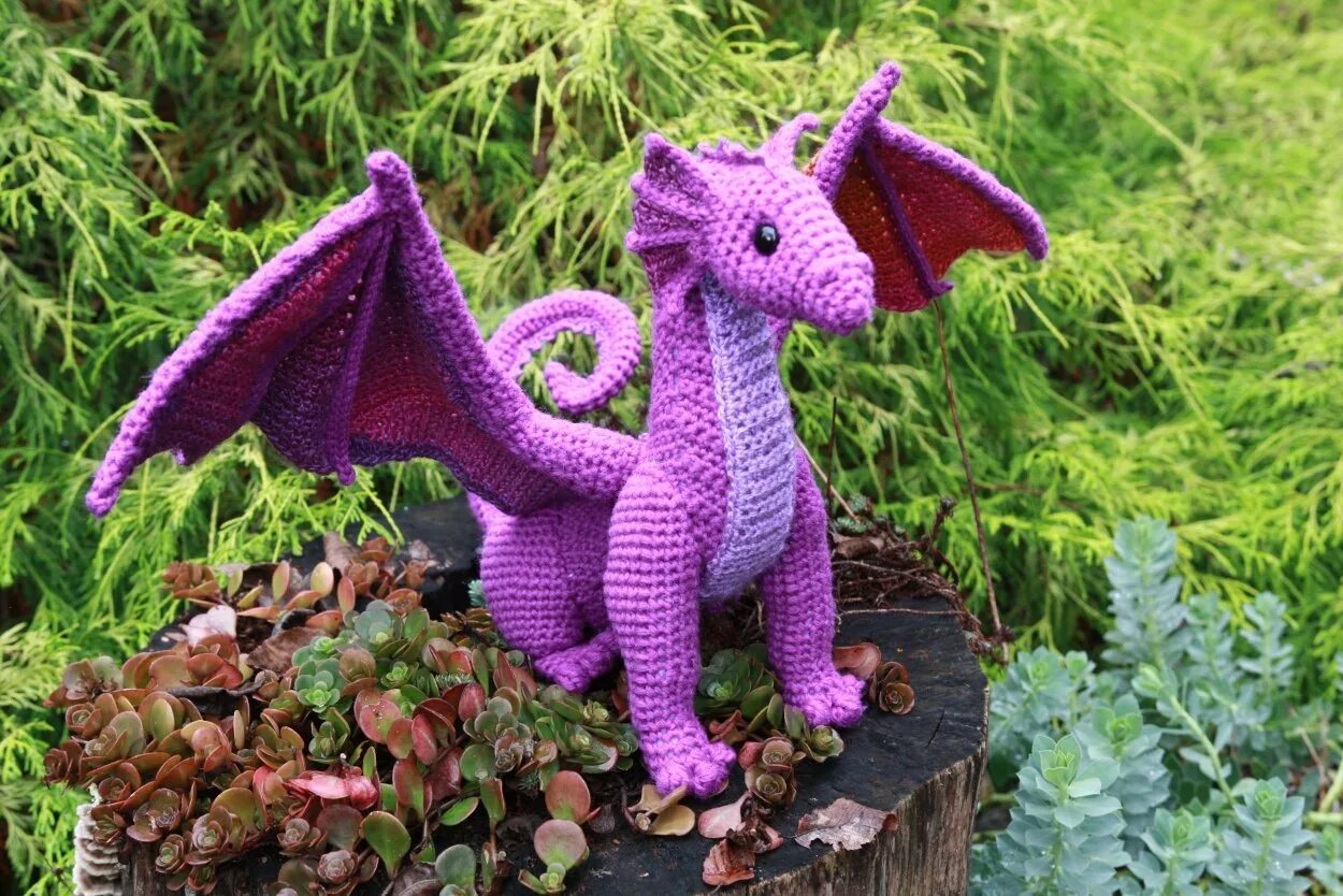 Амигуруми дракон дрейк. Дракоша игрушка вязаная. Мк игрушка амигуруми дракончика. Вязаный дракончик. Мк игрушка амигуруми дракончика.