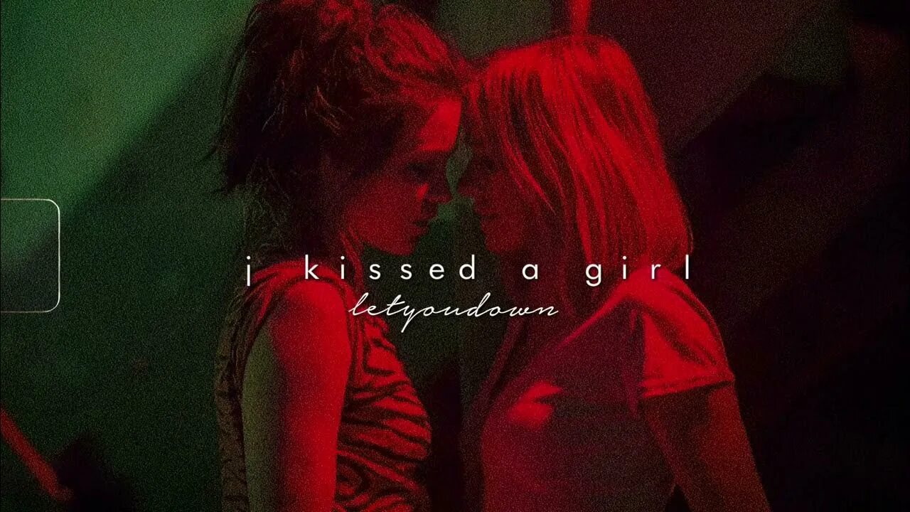 I Kissed a girl. Kesha Katy Perry i Kissed a girl. I Kissed a girl Кадр из клипа. Kiss me Katy Perry Slowed. Kiss me slowed