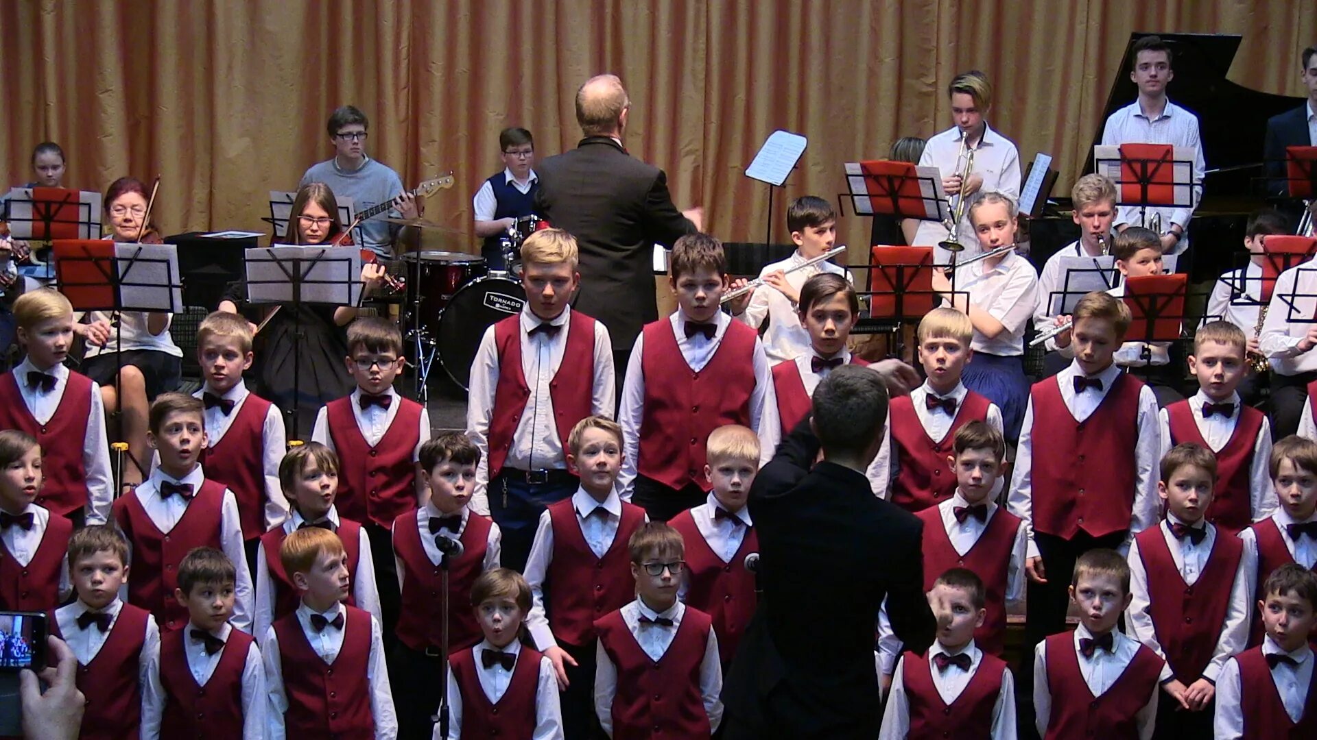 дмш 3 екатеринбург. музыкальная школа малышева. детская музыкальная школа имени м п фролова екатеринбург. данини музыкальная школа лысак анастасия. школа искусств новороссийск первомайская.