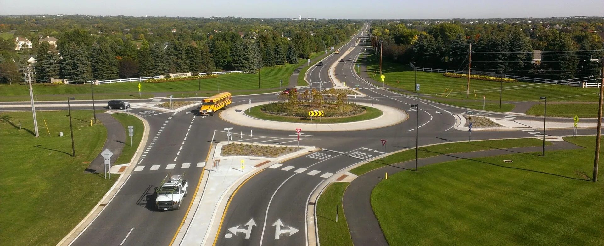 Roadcam. Раундэбаут. Roundabout игра. Турбокольцевые перекрестки. Турбокольцевой перекрёсток.