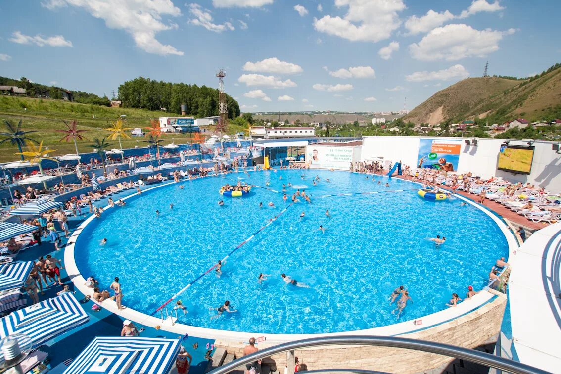 Пляж на острове татышева красноярск. Лагерь инголь шарыпово. Красноярск остров татышев пляж. Где отдохнуть с детьми в красноярске. Красноярск парк богровыйлог.