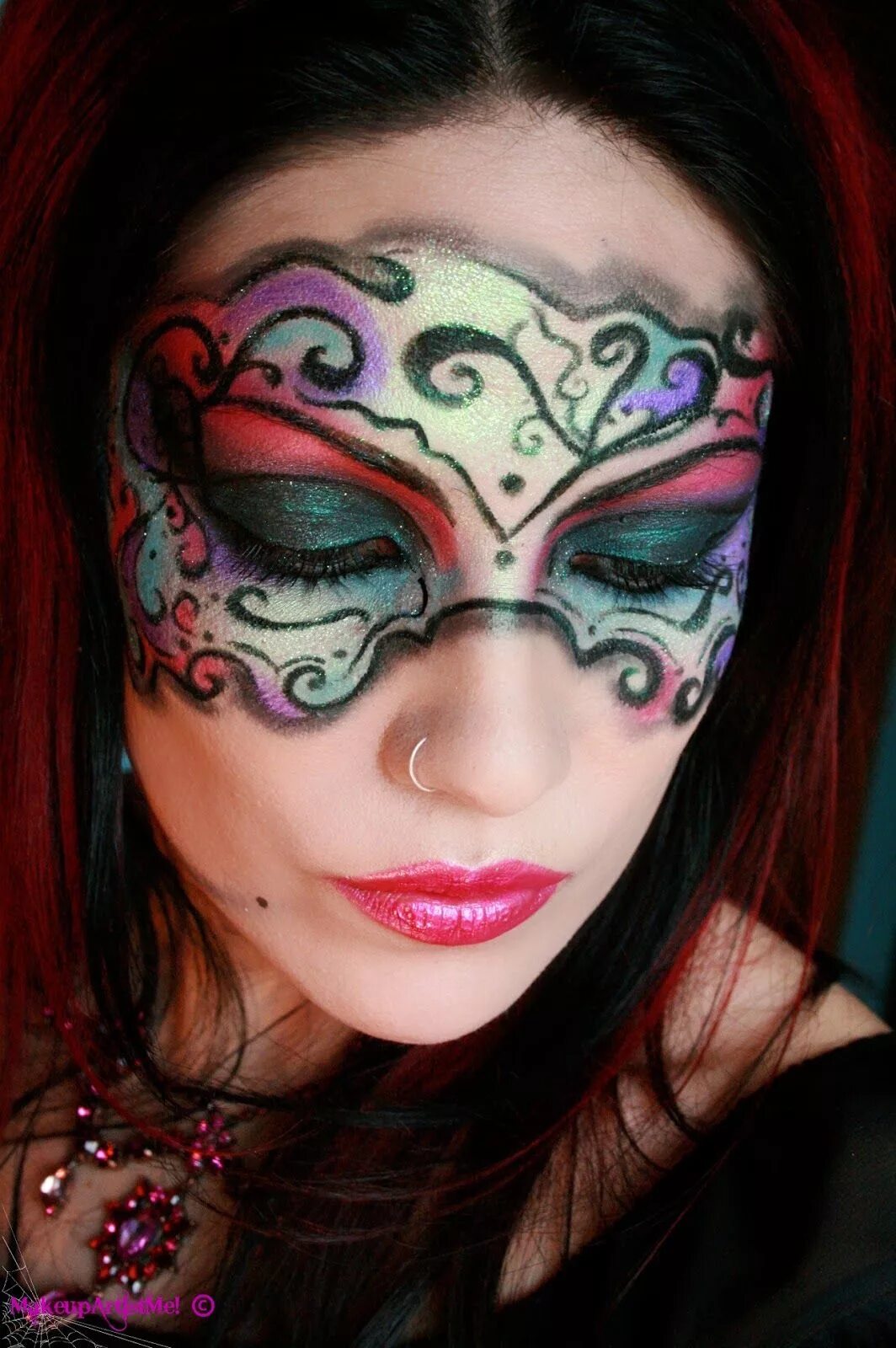 Макияж маска на глаза. Макияж на карнавал. Макияж на маскарад. Карнавальный макияж. Макияж на маскарад.