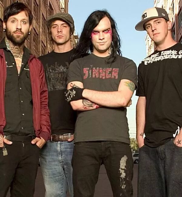 Зе юсед. The used группа. The used группа 2020. The used группа. The used 2022.