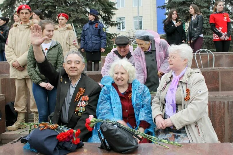 Сколько ветеранов. Сколько ветеранов Великой Отечественной. Сколько живых ветеранов ВОВ. Минтруд о ветеранах Великой Отечественной войны численность в 2022.