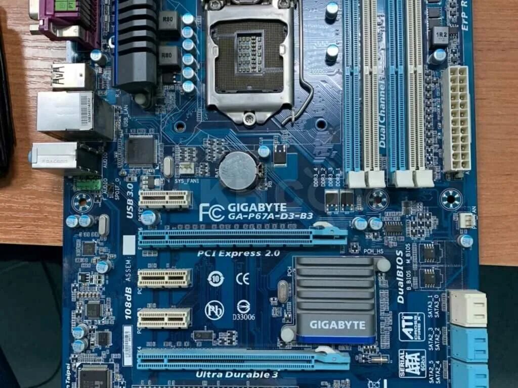 Gigabyte ph67 ds3 b3. Gigabyte p67a-d3-b3. материнская плата gigabyte p67a d3 b3. gigabyte ga-p67a-d3-b3. ga-p67a-d3-b3.