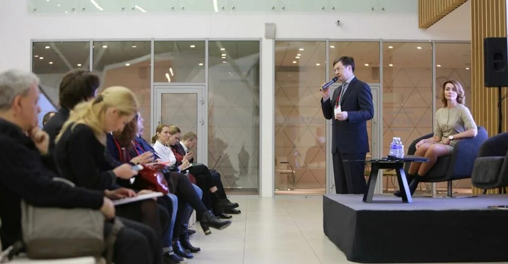 Выставочное бюро. Конгрессно-выставочное бюро г. москвы. азаренков сергей сергеевич конгрессно-выставочное бюро. смирнов конгрессно выставочное бюро. договорной отдел конгрессно выставочного бюро москвы.