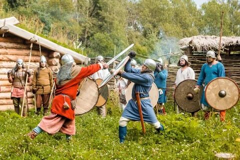 Русь развернулась