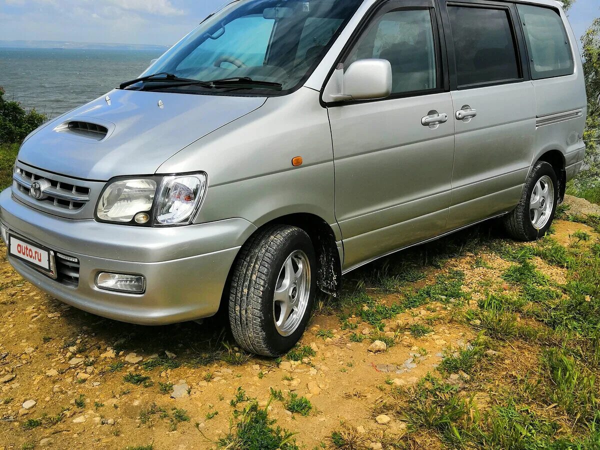 Таун айс 2000. Toyota Town Ace Noah 2000. Тойота Town Ace 2000. Toyota Lite Ace 2000. Тойота Таун айс 2000 года.