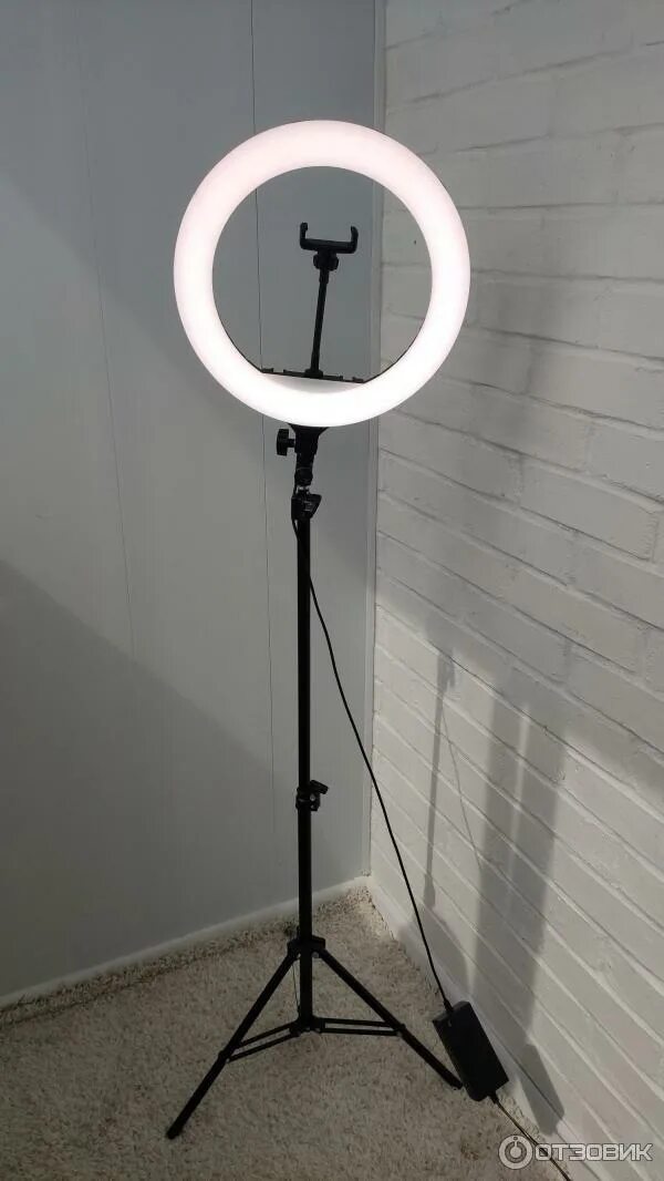 Кольцевая лампа со штативом ринг филл лайт. Кольцевая лампа отзывы. Lumo slim кольцевая лампа. Кольцевая лампа для маникюра. Кольцевая лампа фото.