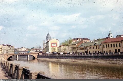Москва кадашевская набережная