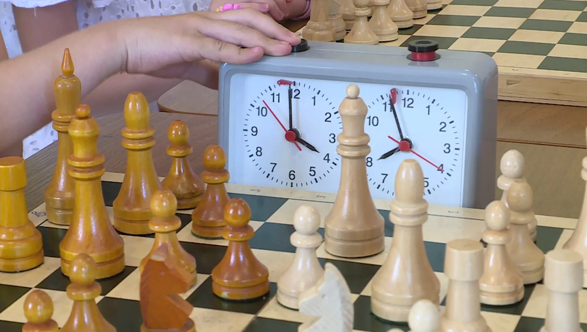 Шахматы международная. 20 июля день шахмат. Шахматы международная. Шахматы международная. Шахматы международная.