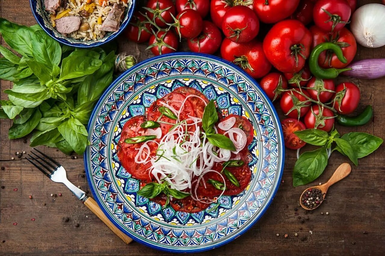 Ачик чучук. Шакароб аччик чучук. Ачичук узбекский. Ачучук узбекский. Узбекский салат "шакароб" (ачик-чучук).