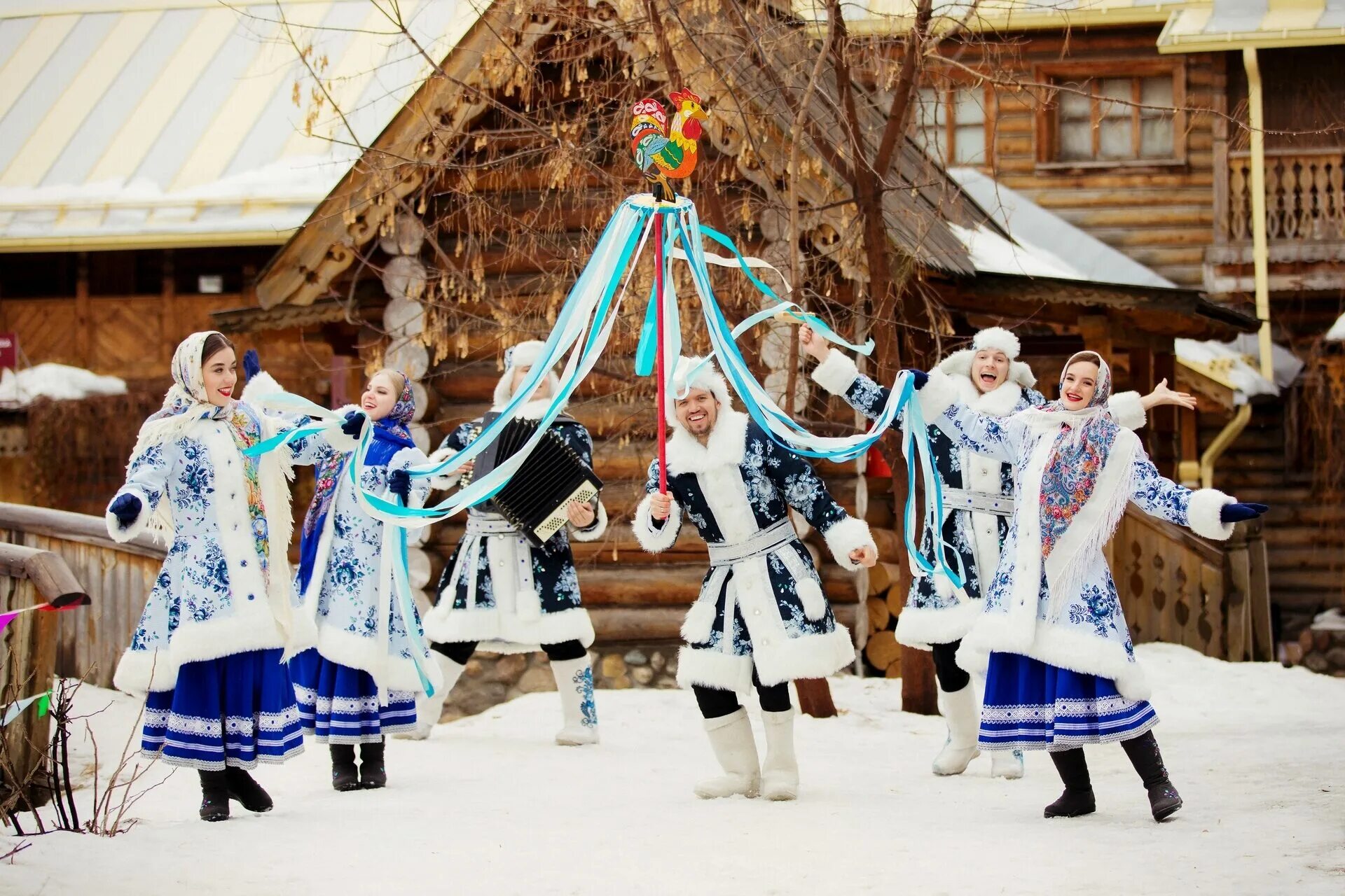Народы россии новый год. Зимние гуляния. Народные гуляния на новый год. Рождественские народные гуляния. Русские народные праздники новый год.