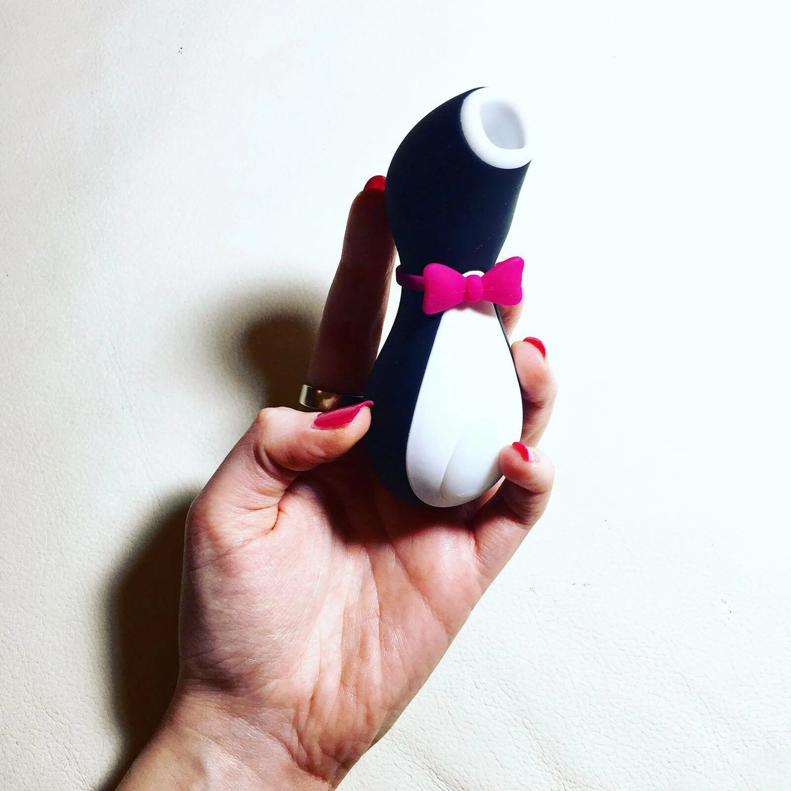 Jazzer penguin pro. Сатисфайер пингвин. satisfyer стимулятор penguin. satisfyer pro penguin next generation. вуманайзер пингвин.