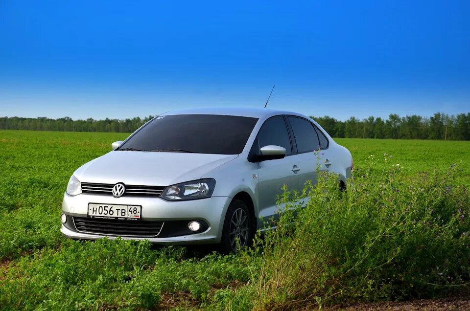 Vw polo 2013. Polo sedan 2011. Фольксваген поло седан 1,4. 4 turbo. Поло ставропольский край.