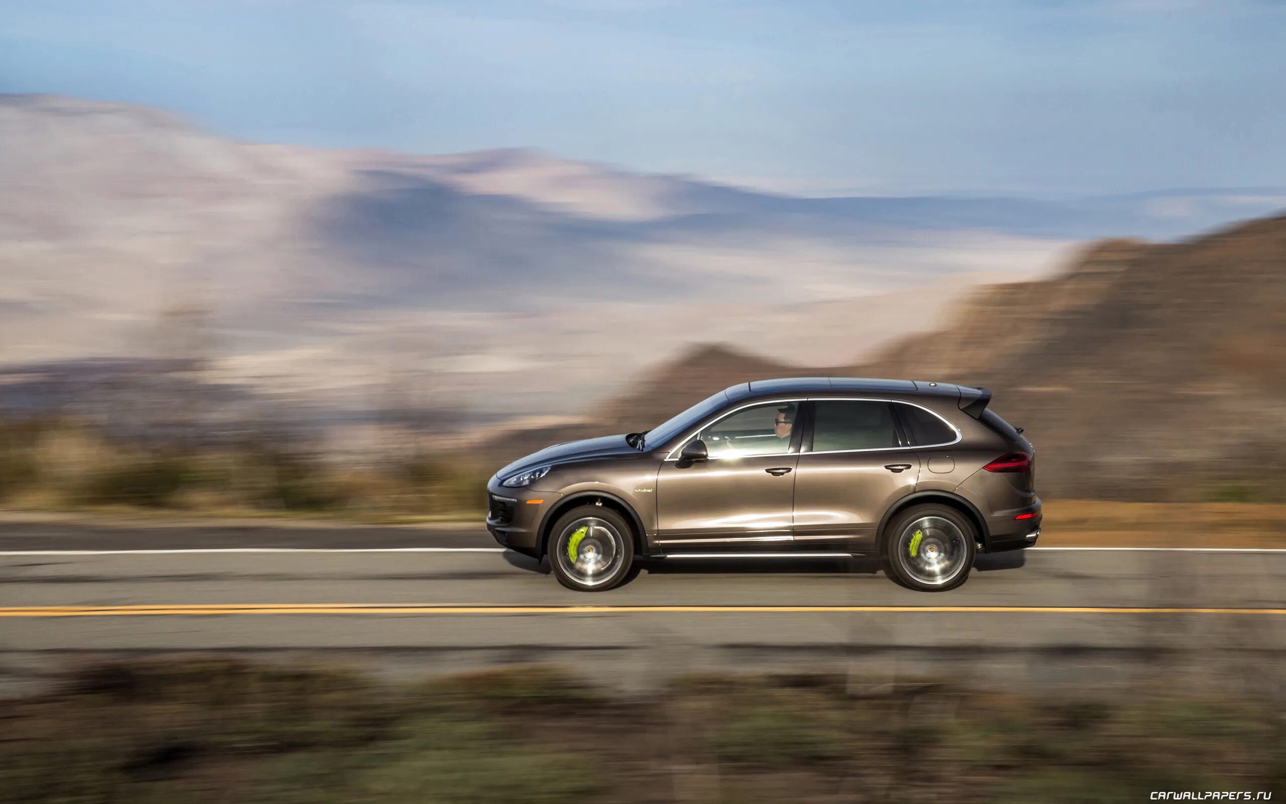 Porsche cayenne hybrid