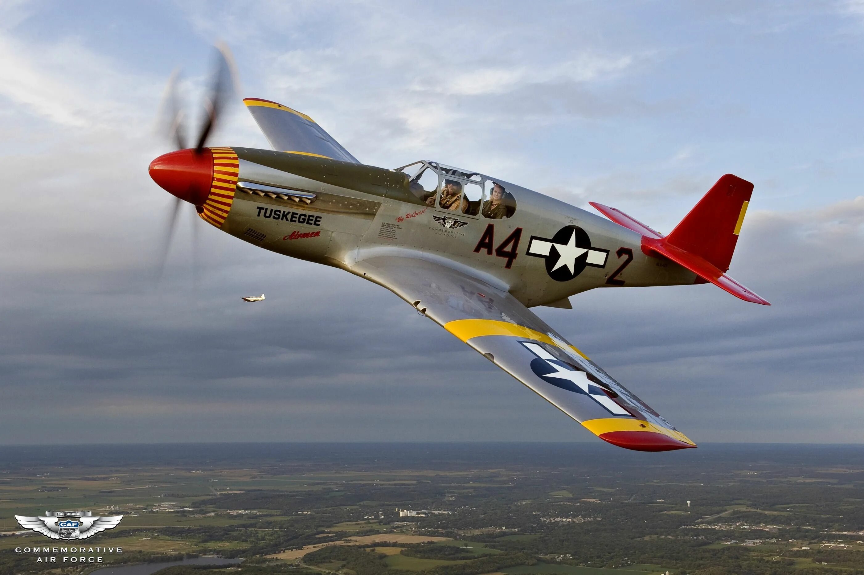 Самолеты истребители второй мировой войны. Самолет p-51 Mustang. P51 Мустанг. Истребитель p51 Мустанг. North American p-51 Mustang.