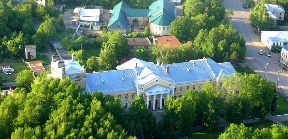 Старая вичуга старая. Улицы города вичуга. Вичуга площадь города. Краеведческий музей вичуга. Вичуга центральная улица.