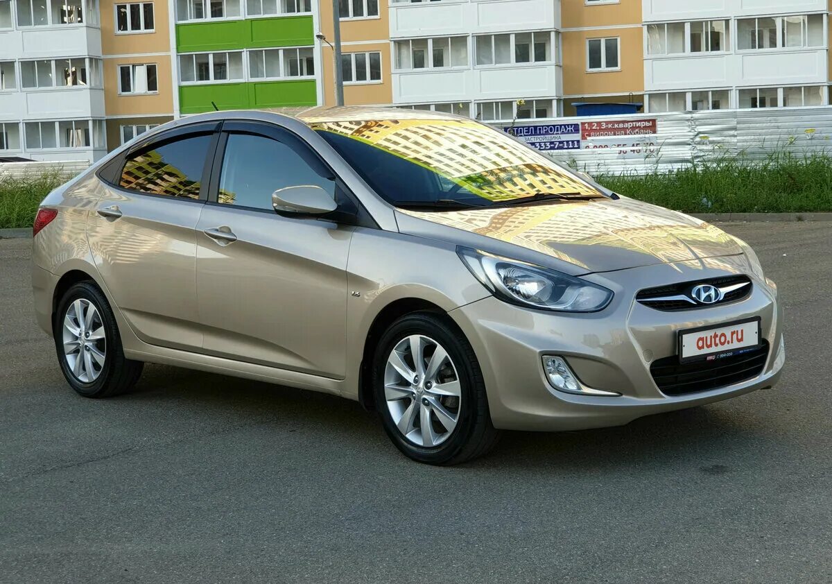 Солярис машина фото. Hyundai Solaris 2011. Hyundai Solaris i 2011. Hyundai Solaris Солярис. Hyundai Solaris sedan.