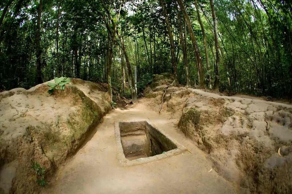 Тоннели хошимин. Туннели сайгон. тоннели кути вьетнам. tunnels of cu chi.