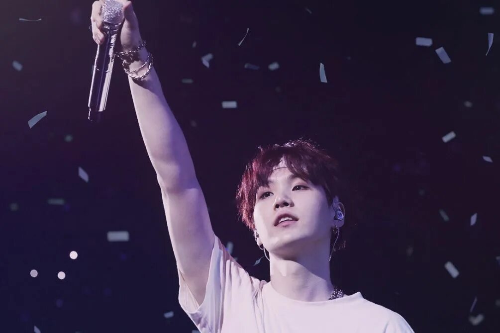 Bts bring the soul docu series. Bts открой свою душу. Чимин чб. Душа бтс. Bts открой свою душу.