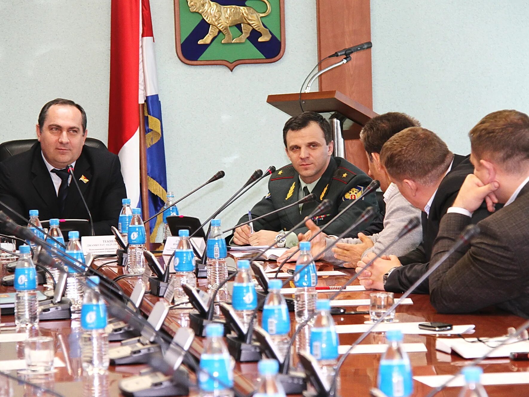 депутаты приморья. депутат приморского края. авдои эдуард титалович владивосток. депутаты приморского края фото. законодательное собрание третьего созыва приморского края.