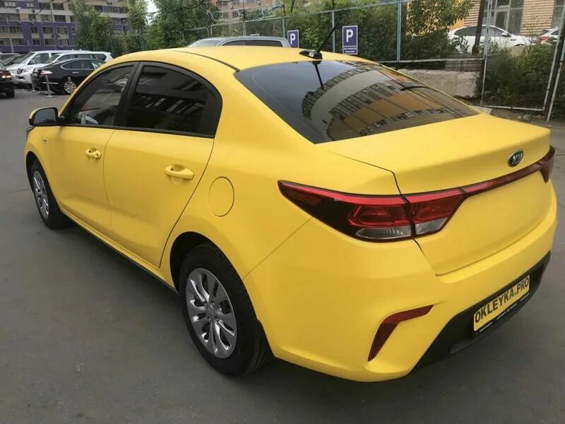 прокат машин почасово новосибир. киа рио такси. киа рио под такси. ё такси новосибирск машины. киа к5 под такси симферополь.