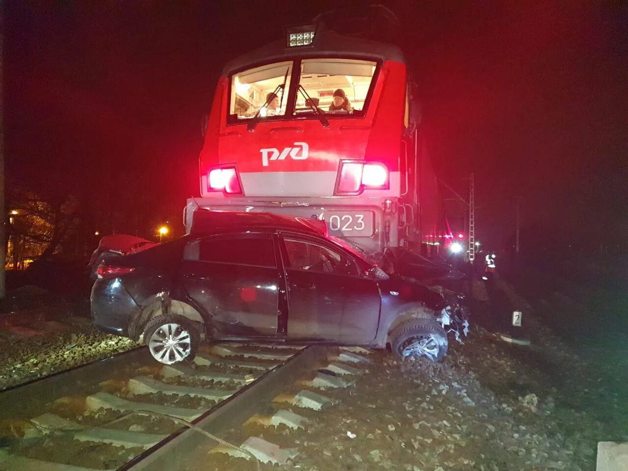 Авария на Железнодорожном переезде. ДТП С электричкой в Подмосковье.