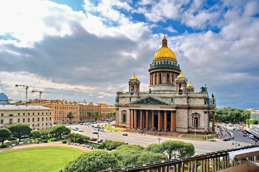 Питер Исакиевский обор. Фото Исаакиевского собора в Санкт-Петербурге.
