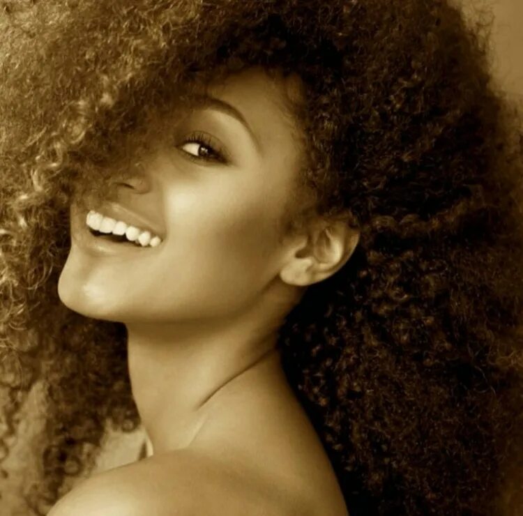 Волосы африканок. Афро брук певица. Афро начинающие. Афро начинающие. Афро начинающие.