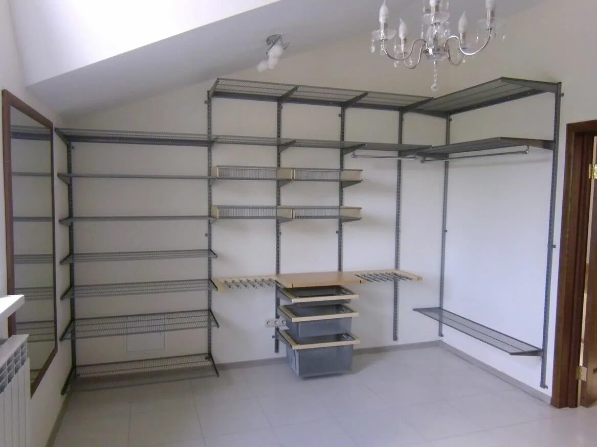 стеллажные системы для гардеробной аристо. аристо угловые гардеробные системы. система аристо для гардеробных. система аристо гардероб. стеллажная система аристо стеллажная.