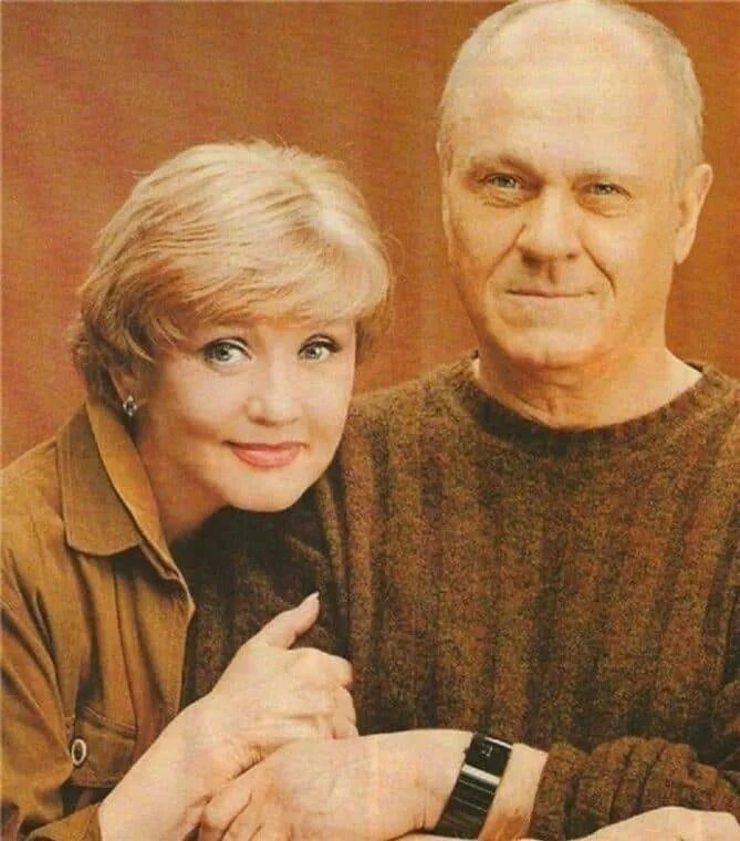 меньшов режиссер. сколько лет меньшову владимиру. меньшов. владимир меньшов фото. жена владимира меньшова вера алентова.