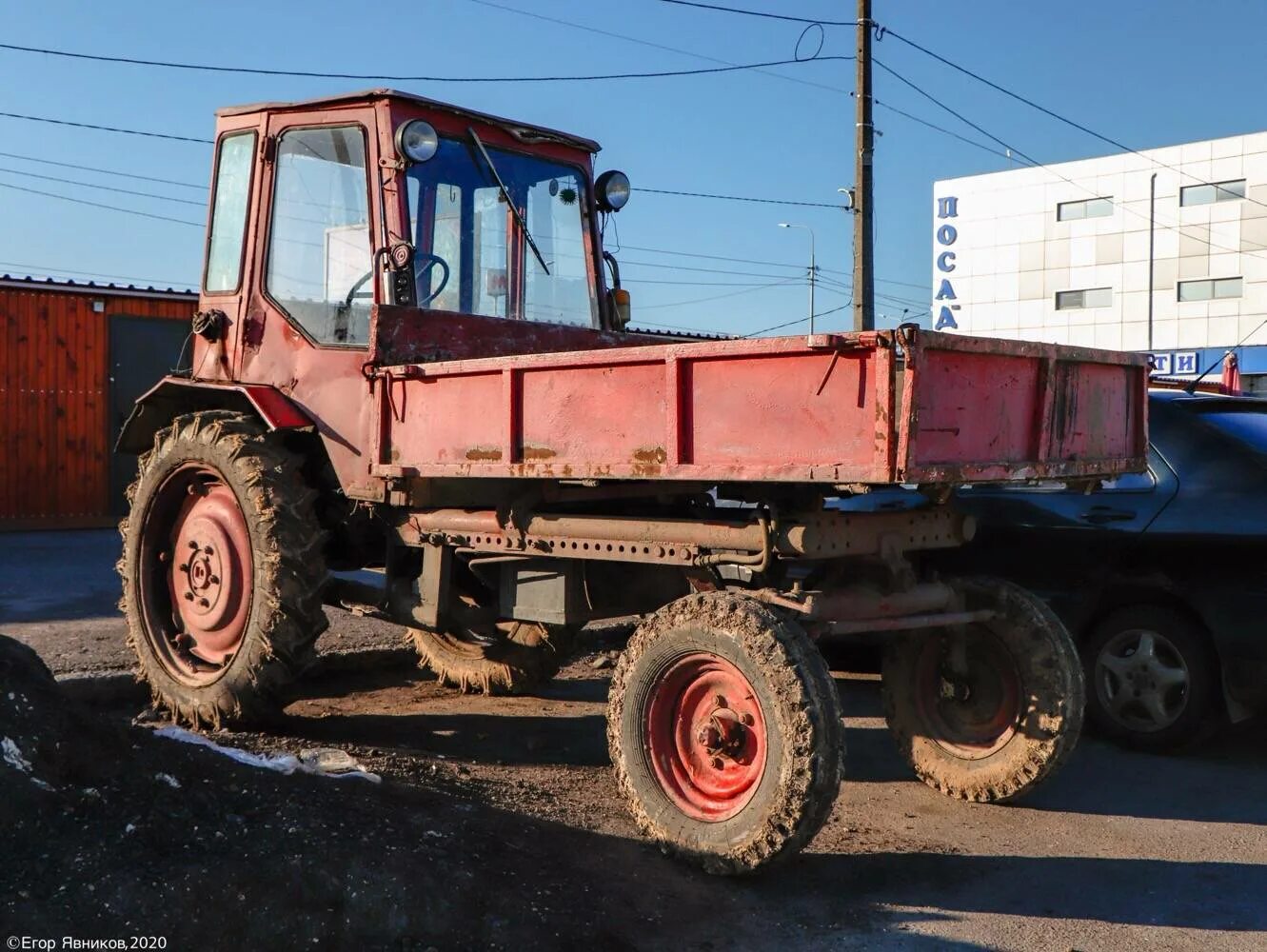 Трактор ХТЗ Т 16. Трактор шассик т-16. Трактор т 16 самоходное шасси. Т-16 трактор самосвальный. История т 16