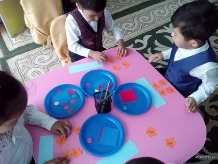 Анасы баласына порнофильмнен нашар баға алғаны үшін ұрысып жатыр