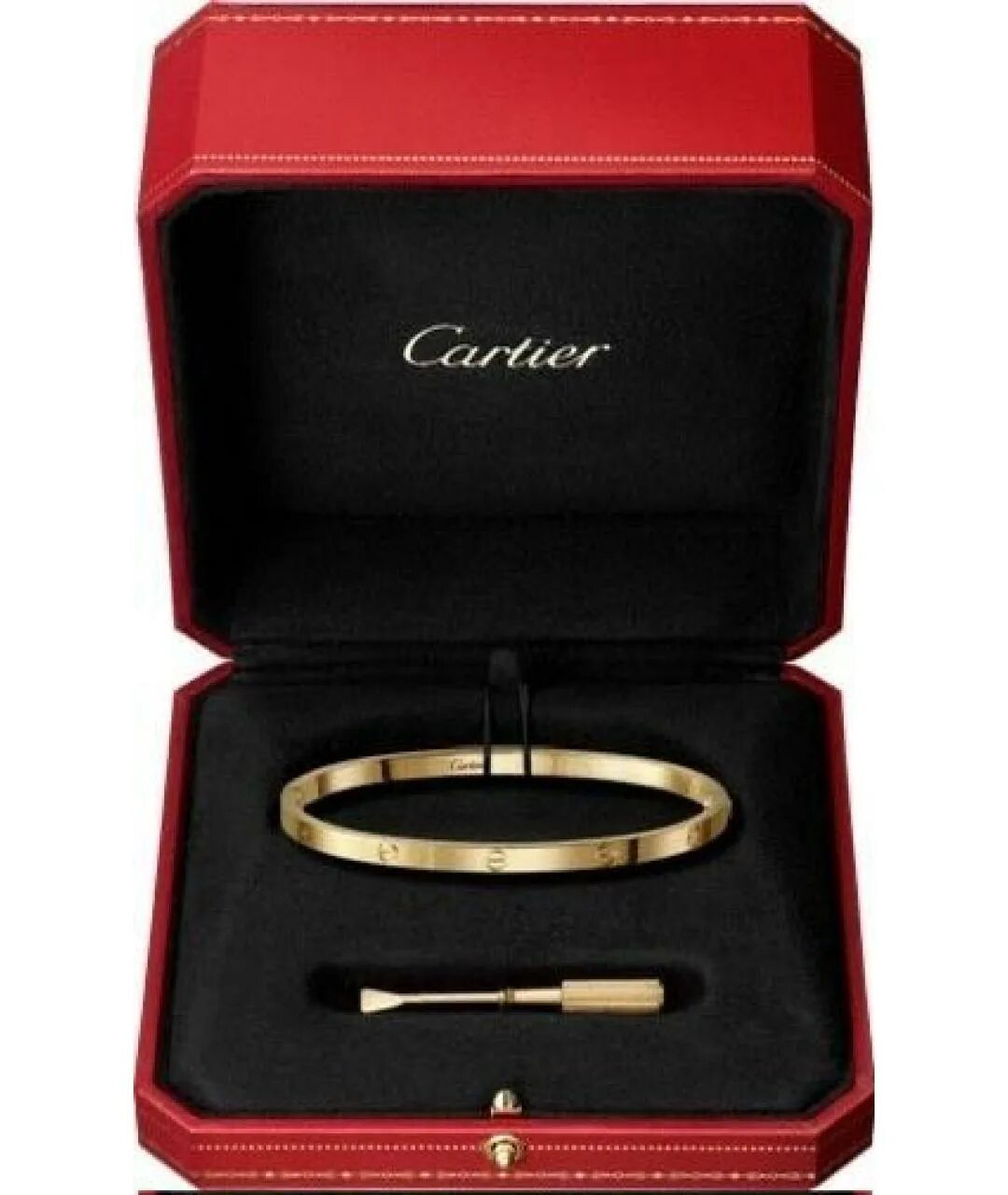 Картье золотое кольцо с бриллиантом. Cartier site. Витрина картье. Золото картиер. Картье тринити браслет.