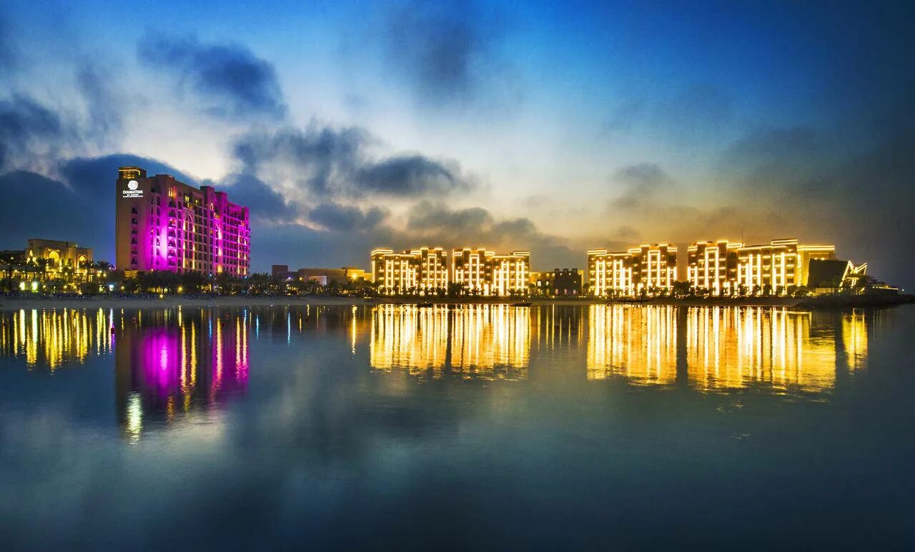 Отель doubletree by hilton resort spa marjan island 5. Doubletree by hilton resort & spa marjan island в рас эль хайма. Хилтон марджан рас аль хайма. Отель doubletree by hilton resort spa marjan island. Doubletree marjan island рас эль хайма.