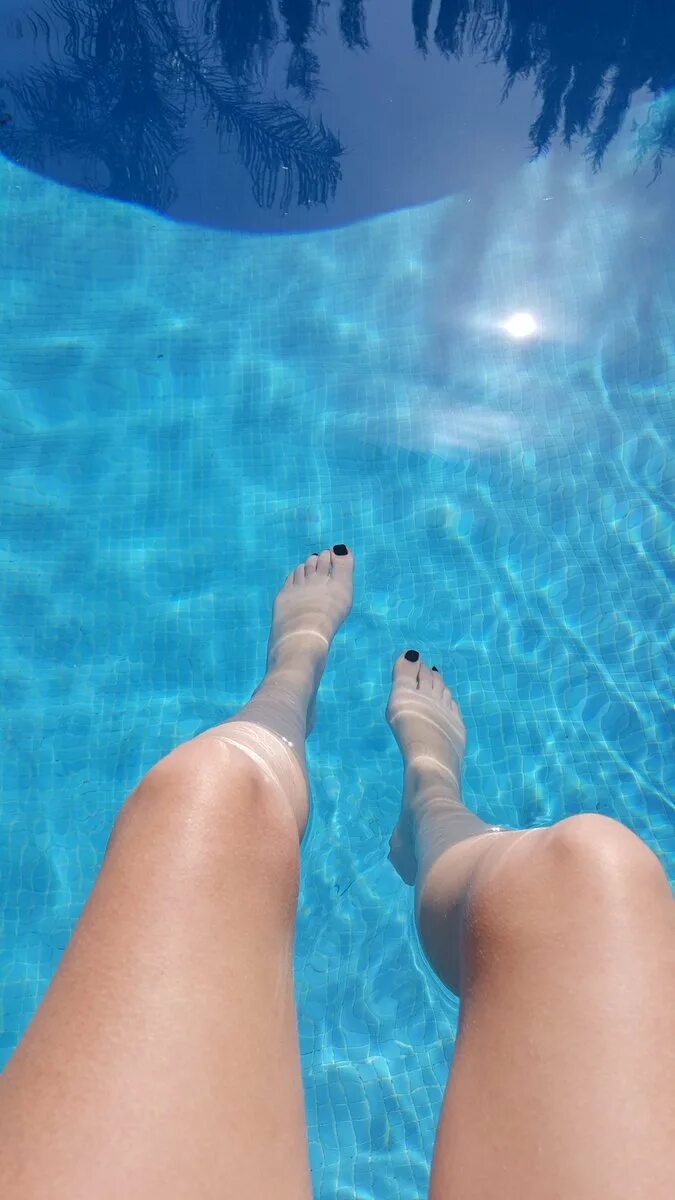 Deep feet. Sabrina deep. ножки дип. стики feet deep. oceans deep (feet shani rose).