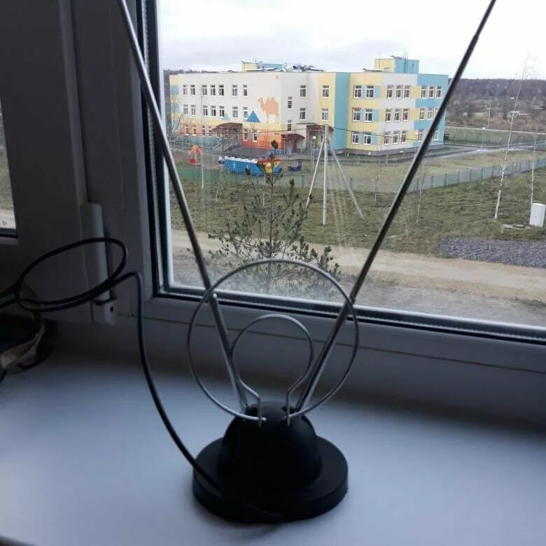 антенна комнатная general satellite uvr-av1000n. комнатная антенна к старому телевизору. тв антенна rx 100. антенна комнатная rexant rx-100/107. комнатная антенна к старому телевизору.