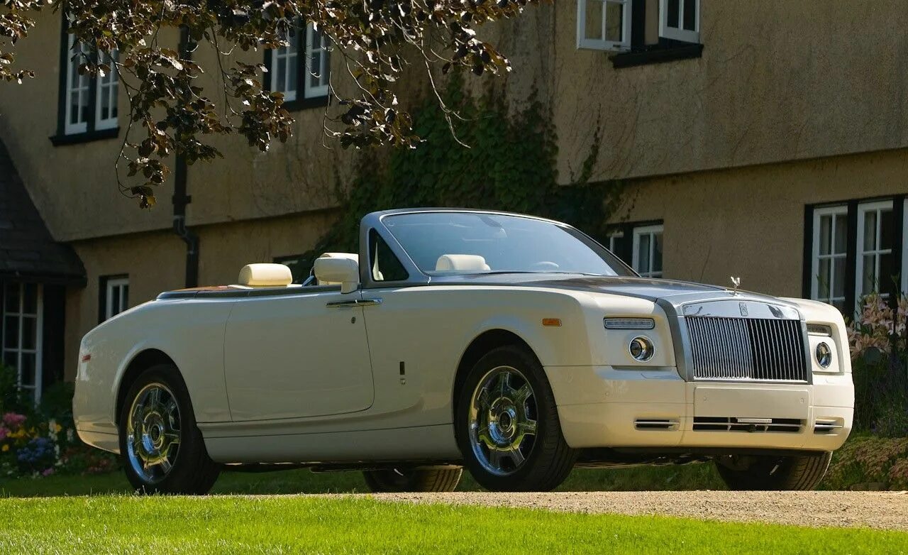 Rolls Royce Phantom 2010. Роллс Ройс кабриолет 2022. Роллс Ройс лимузин кабриолет. Роллс Ройс кабриолет старый.