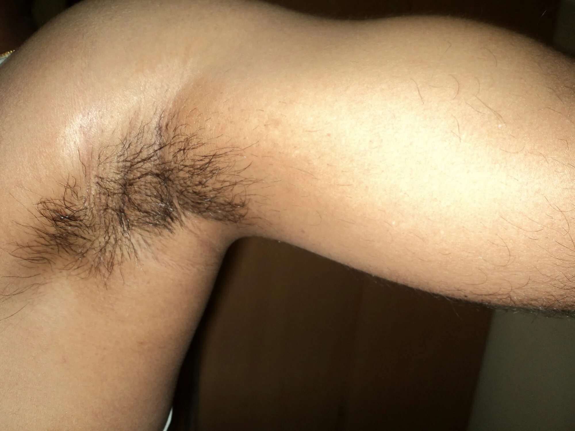 Hairy 1. Небритые мужские подмышки. Мохнатая мужская подмышка.