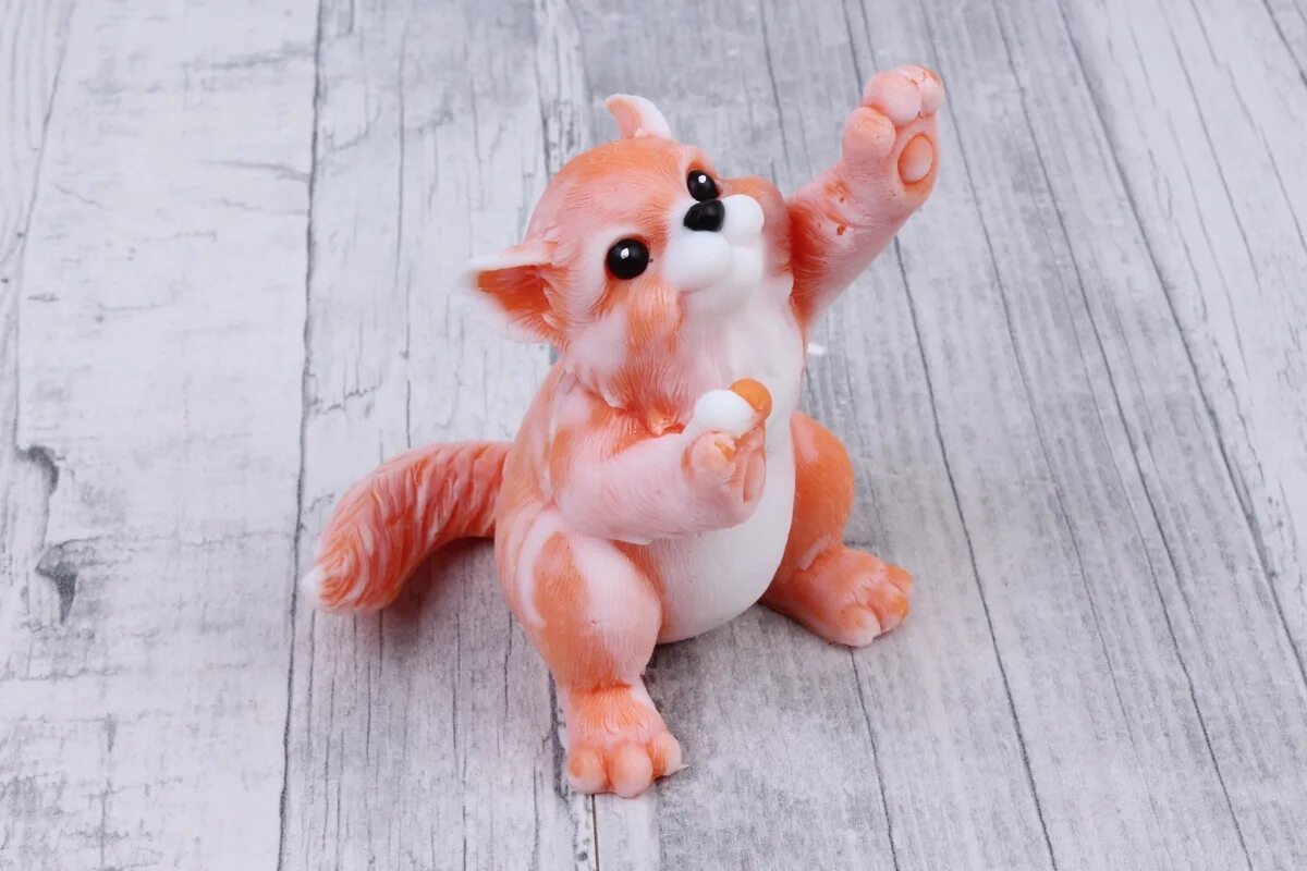 Кот. Сувенирное мыло кот. Кот гадислав мыло. Котята в носочках. Форма для мыла кот.