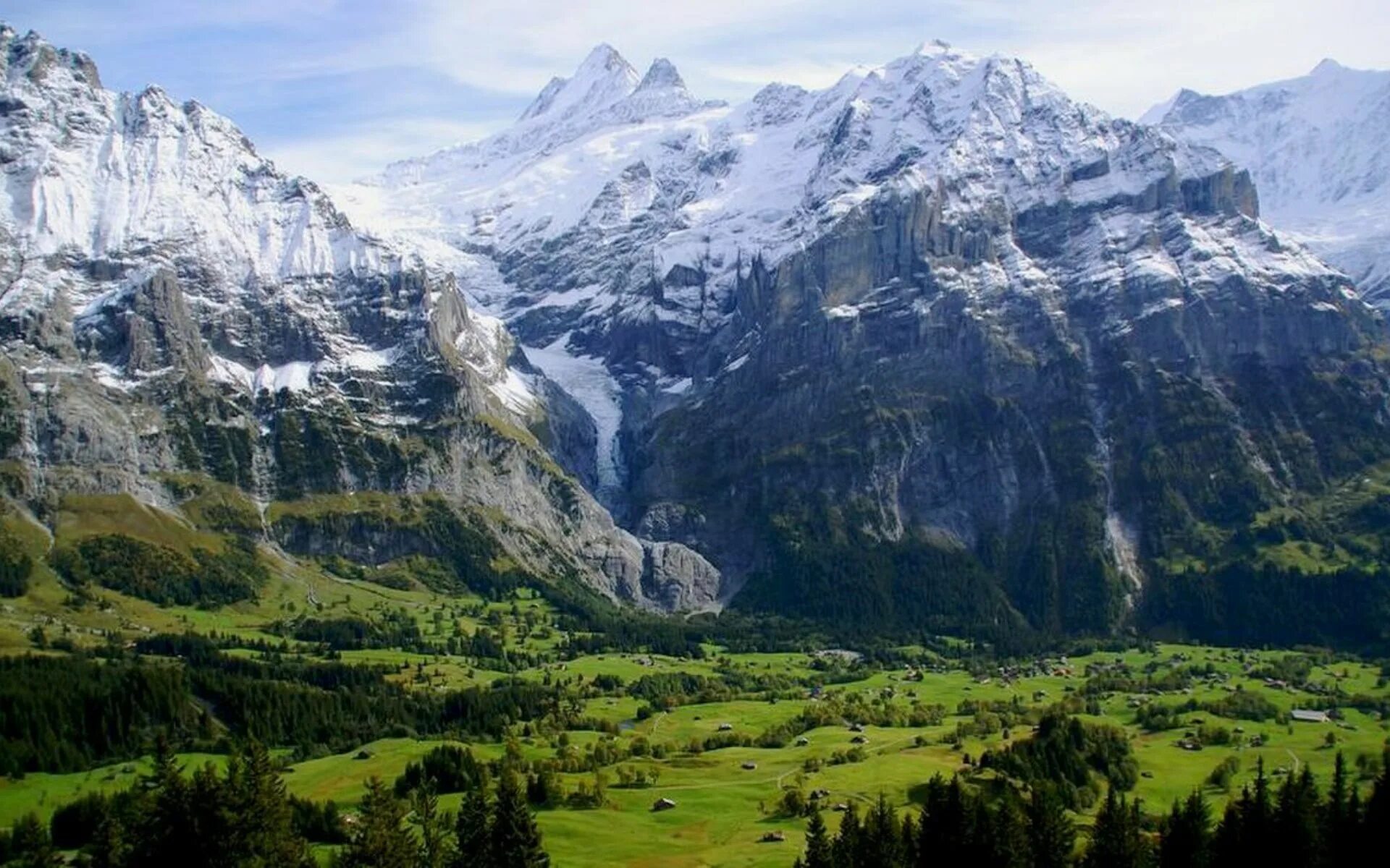 Альпы широта. Франция альпы горы луга. Доломитовые альпы италия лето. Альпы панорама. Гора маттерхорн.