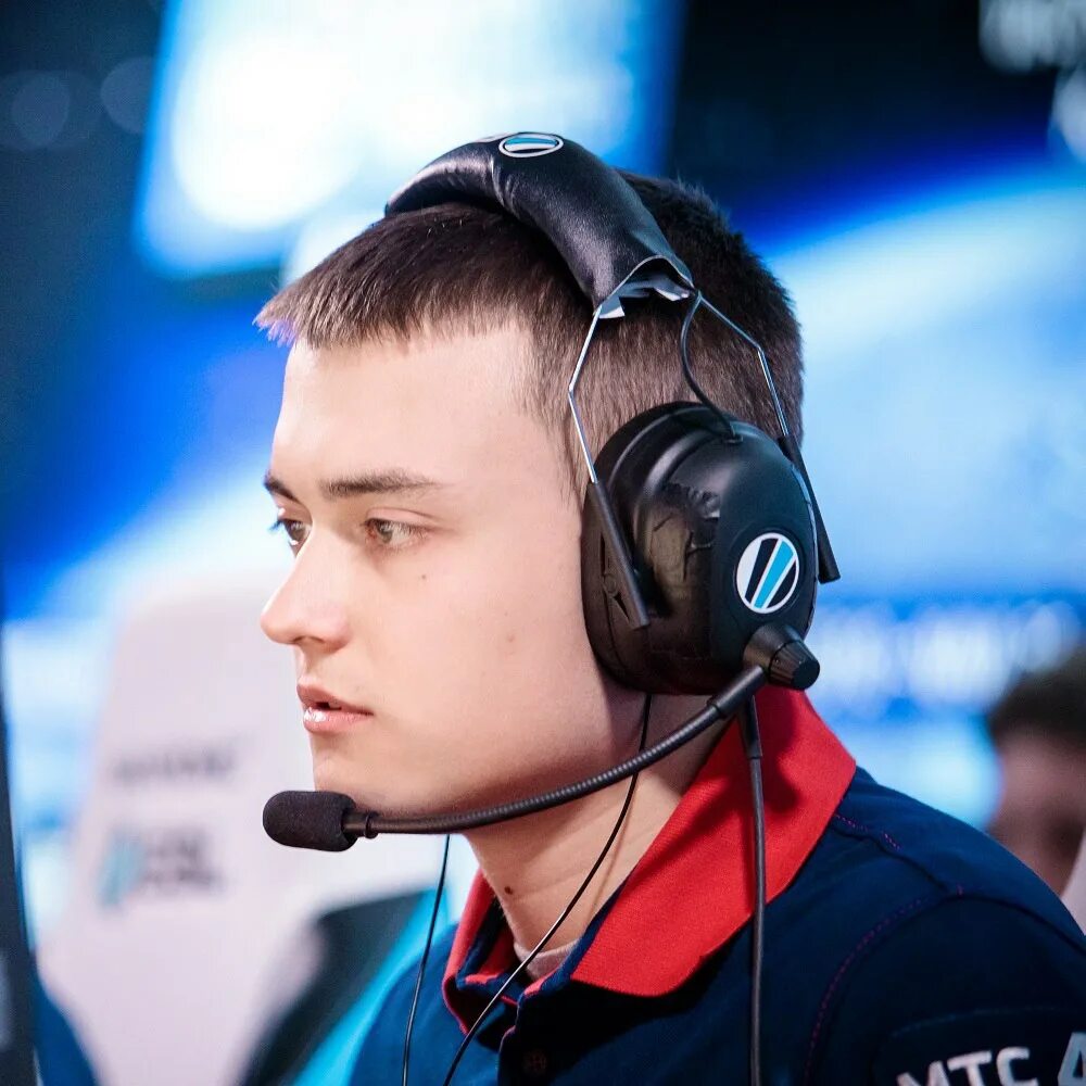 Hltv cs. Хл тв дота 2. Хл тв дота 2. Seized cs go. Энигма блэк холл.