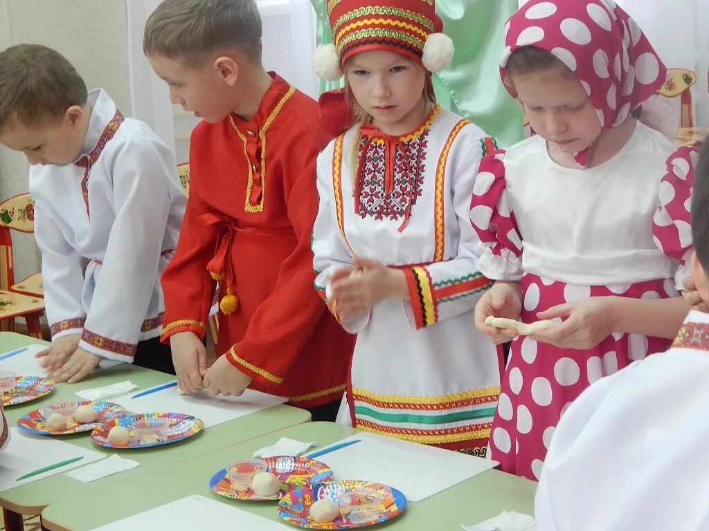 Фольклорный праздник Жаворонки. Мордва праздник Жаворонков. Праздник Жаворонков в старшей группе. Мордовский праздник Жаворонков. Жаворята праздник